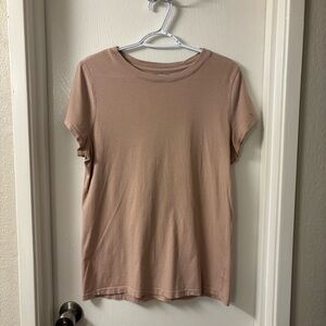 Universal Thread Blush Short Sleeve Tee
